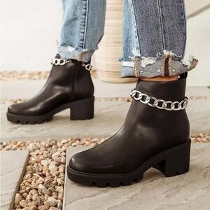 Dolce Vita Nelinda Chelsea Ankle Boot